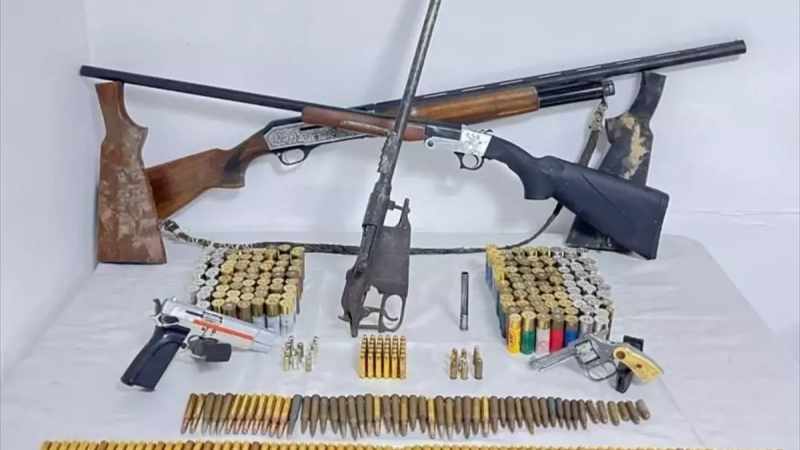 Çivril'de Tornacı, Silah Tamiri ve Satışı Yaparken Suçüstü Yakalandı