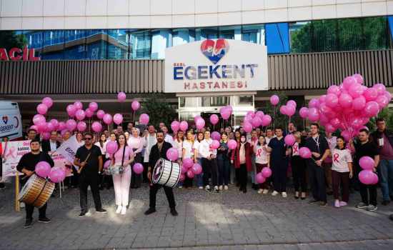 Denizli Egekent Hastanesi, Meme Kanserine Farkındalık Yaratmak İçin Pembe Yürüyüş Düzenledi