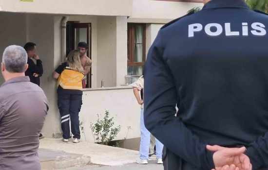 Eşini ve kızını rehin alarak yaralayan adam, kaçmaya çalışırken 6 saat sonra yakalandı