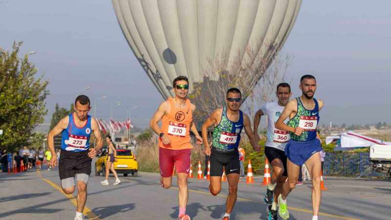 Lykos Yarı Maratonu sporcuları Pamukkale’de buluşturdu 