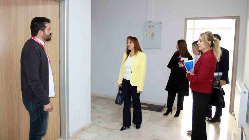 Buldan İlçesine İki Yeni Modern Sağlık Tesisi Yapılacak