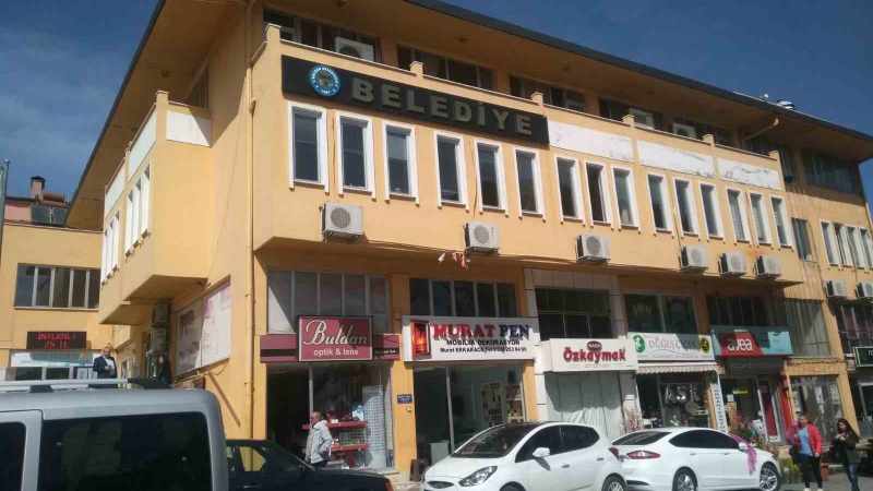 Buldan'da 31 Milyon Liralık Kamu Zararına Yol Açan Eski Başkan ve Ekibi İçin Soruşturma İzni Verildi