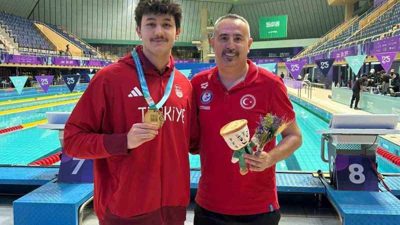 Denizlili yüzücüden Riyad’da tarihi başarı
