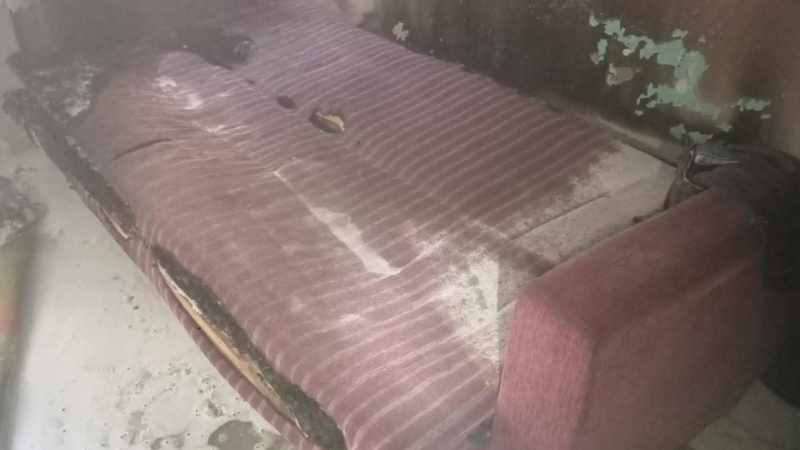 Ev olarak kullanılan iş hanında çıkan yangında 17’si çocuk 21 kişi kurtarıldı