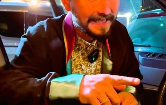 Avukatlar, Cübbeli Şekilde Araç Tanıtımı Yapan Galericiye Suç Duyurusunda Bulundu