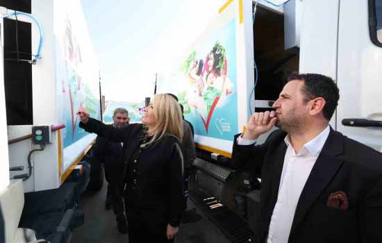 Çöp Kamyonları Artık Çiçek Kokusu Saçıyor!