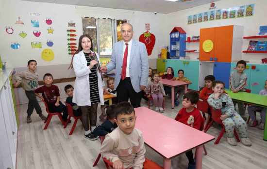 Denizli Organize Sanayi Bölgesi Yönetimi'nden Öğretmenlere Anlamlı Destek Ziyareti