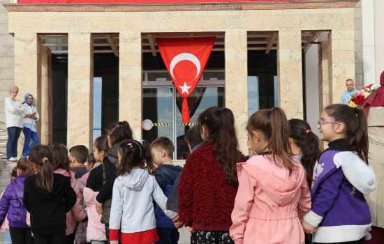 Denizli'deki Öğrenciler, Anıtkabir Ruhunu Yaşatarak Ata'sının Huzuruna Çıktı