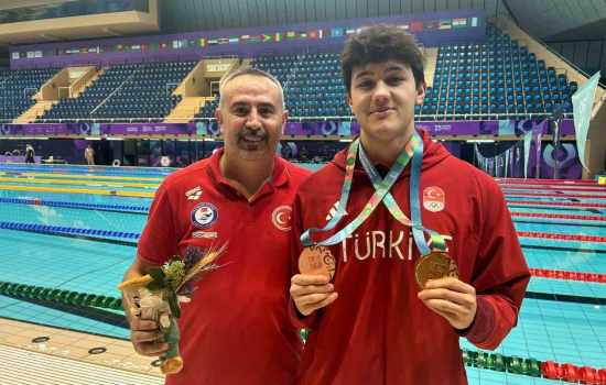 Denizlili Yüzücünün Riyad'da Elde Ettiği Tarihi Başarı