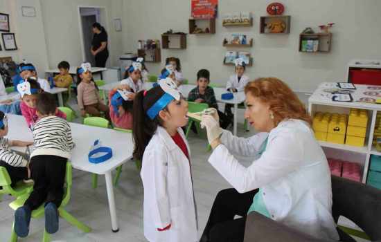 Öğrencilere Ağız ve Diş Sağlığı Konusunda Kapsamlı Eğitim Düzenlendi