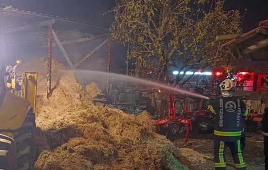 Samanlıkta Çıkan Yangın Korku Dolu Anlar Yaşattı