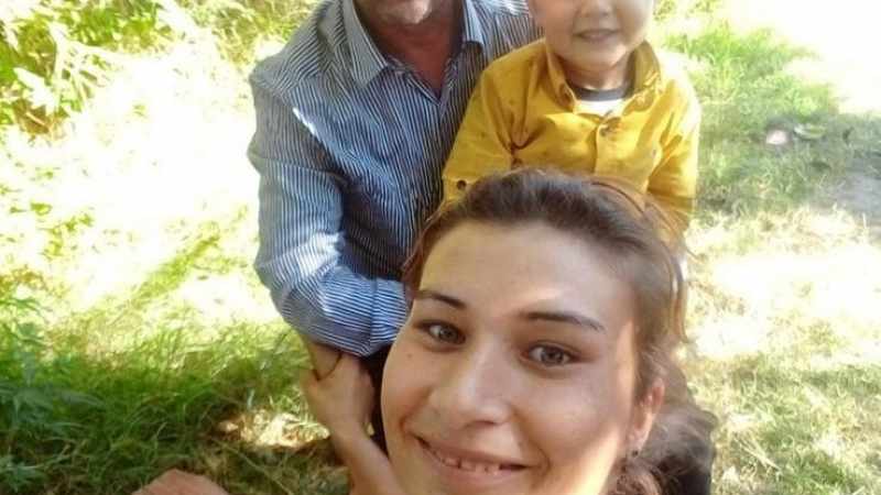 Süt toplama merkezine giden kadın kullandığı traktörün altında kaldı 