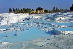 2026'da Avrupalı Turistlerin Geri Dönüşüyle Pamukkale ve Karahayıt'ta Parlak Bir Dönem Başlayacak