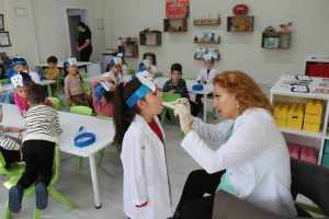 Öğrencilere Ağız ve Diş Sağlığı Konusunda Kapsamlı Eğitim Düzenlendi