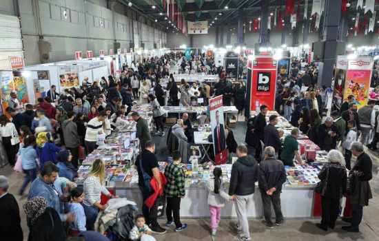 Denizli Kitap Fuarı'na Yoğun İlgi!