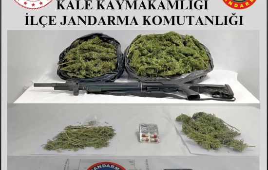 Kale'de ruhsatsız tüfek ve uyuşturucuyla yakalanan zanlı gözaltına alındı.
