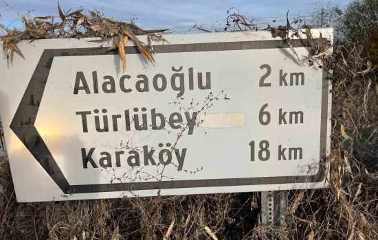 Yakınlaştıkça daha da kaybolan köy