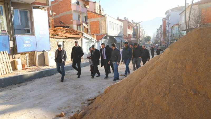 Tavas ilce merkezinde &uuml;st yapı &ccedil;alışmalarını t&uuml;m hızıyla devam ediyor 