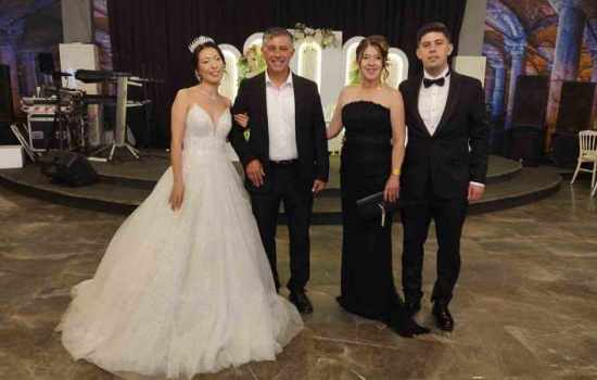 Denizli'de Türk ve Kore kültürlerini bir araya getiren muhteşem düğün töreni