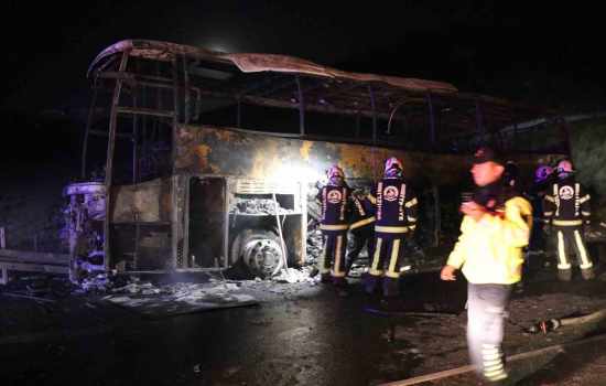 Yolcu otobüsü felaketinde yürek parçalayan bilanço: 7 yaşamını yitirdi, 1’i ağır 34 kişi yaralandı