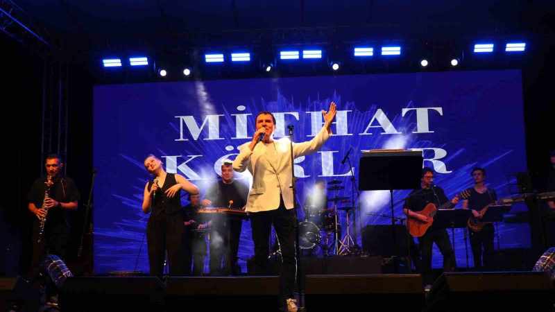 48. Honaz Kiraz Kültür ve Sanat Festivali Kapılarını Açtı