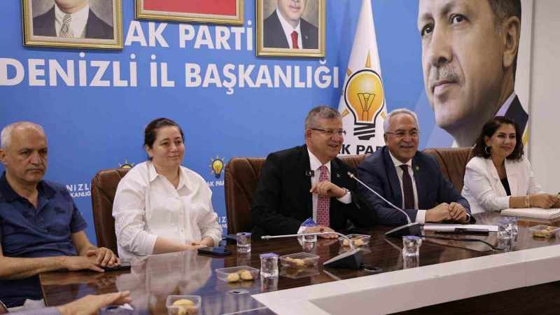 Denizli'de AK Parti'den 'Vefa' Temalı Zirve Toplantısı