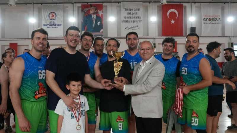 Denizli Büyükşehir Master Cup +35 Turnuvası’nda Şampiyonlar Belli Oldu