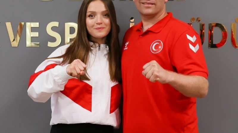 Denizlili atlet, Almanya'da olimpiyat madalyası için ter dökecek