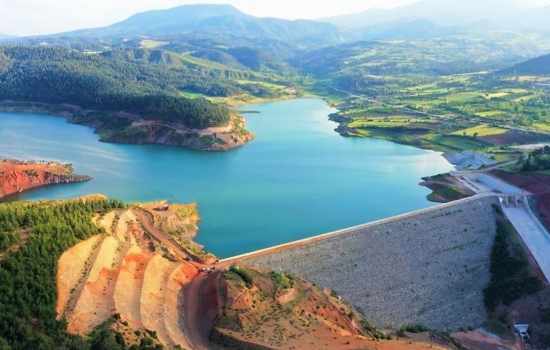 Balık tutmak amacıyla girdiği baraj gölünde izini kaybettirdi