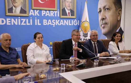 Denizli'de AK Parti'den 'Vefa' Temalı Zirve Toplantısı