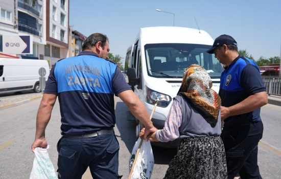 Denizli Büyükşehir Zabıtası, Dilencilere Göz Açtırmıyor