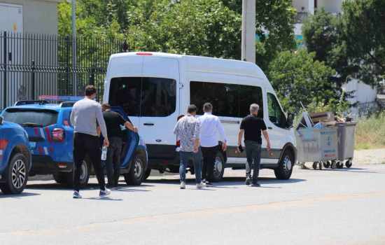 Uyuşturucu Operasyonunda Gözaltına Alınan Avukatlar Adli Tıp Kontrolüne Gönderildi