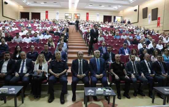 Vali Köşger, dijital kumar risklerine karşı uyardı