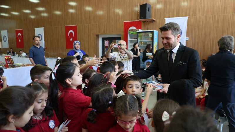 Tavas Kitap Fuarında 39 yazar ve şair okurlarıyla buluşuyor 