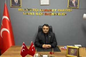 Denizli'de MHP'nin İki İlçe Başkanı Görevlerinden Ayrıldı