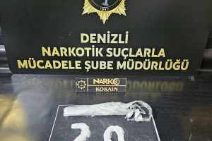 Denizli'ye 101 gram kokain sokan 4 zanlıdan 2’si cezaevine gönderildi