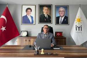 İYİ Parti Honaz İlçe Başkanı Sadık Arıtürk, görevinden ayrıldığını duyurdu