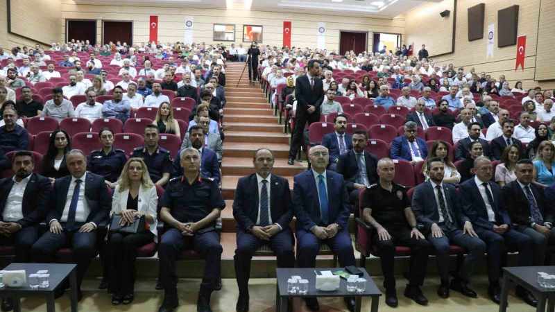 Vali Köşger, dijital kumar risklerine karşı uyardı