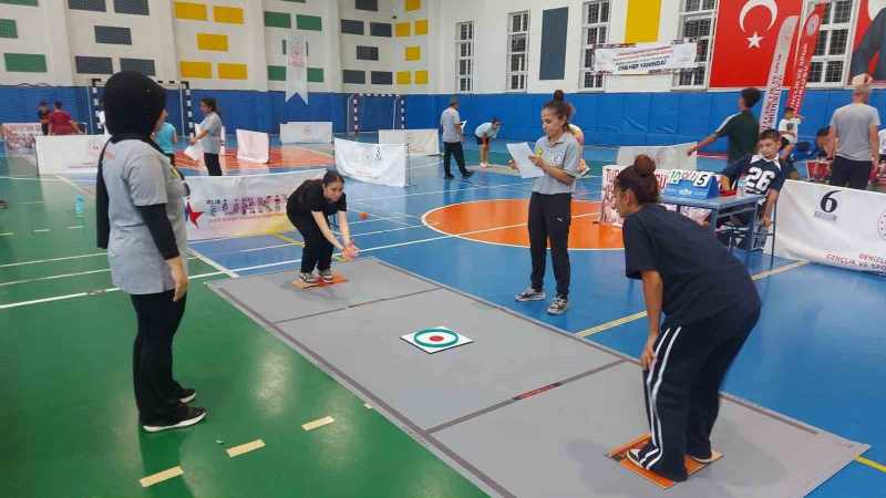 15 Temmuz Hemsball Turnuvası'nda 65 Sporcu Madalya İçin Mücadele Etti