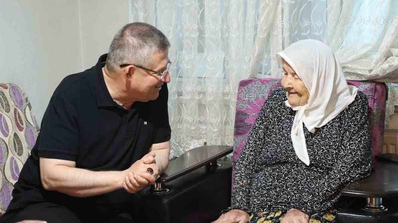 AK Parti İl Başkanı Subaşıoğlu, Muratdede Mahallesi'nde Ev Ziyaretleri Gerçekleştirdi