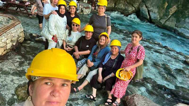 Babadağ Belediyesi, kadınları mavi tur etkinliğinde bir araya getiriyor