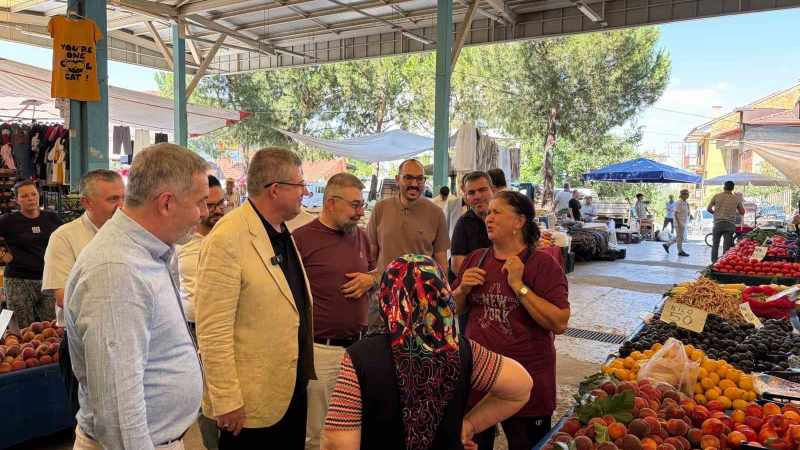Denizli'de AK Parti Kayıhan Pazarında Halkın Görüşlerini Dinledi