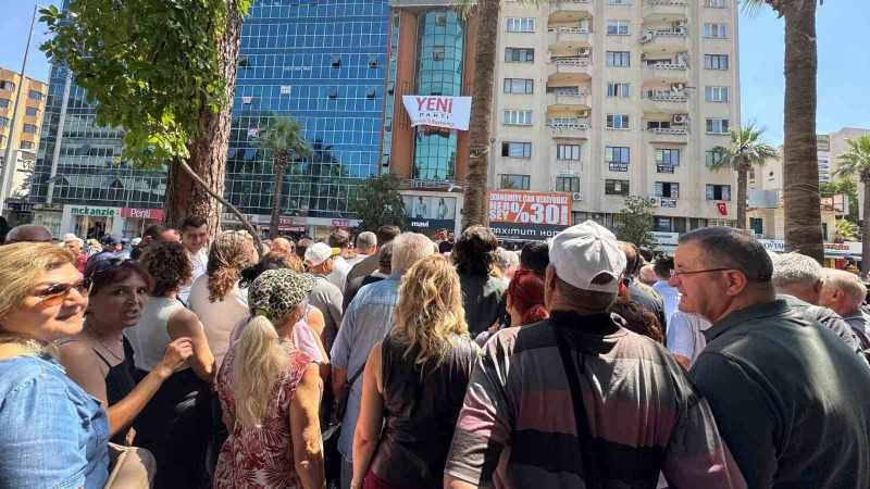 Denizli'de Başkanlardan Sonra İlçe Örgütleri de Tarafını Seçti