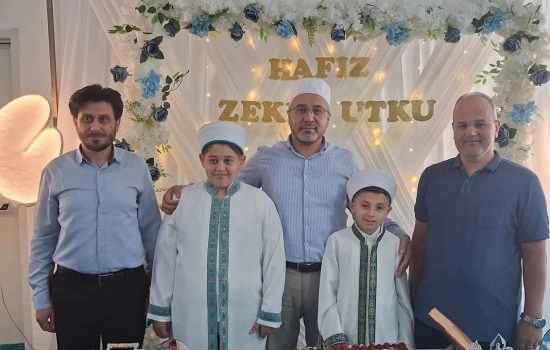 7 Ayda Hafızlık Başarısını Elde Eden 10 Yaşındaki Çocuk, Dikkatleri Üzerine Topladı