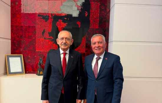 Başkan Kepenek, CHP Genel Merkezinde Kılıçdaroğlu'na moral verdi!