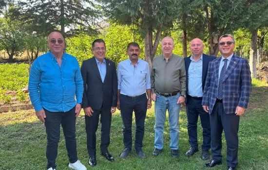 CHP’li Kale Belediye Başkanı'ndan ani uçuş hamlesi