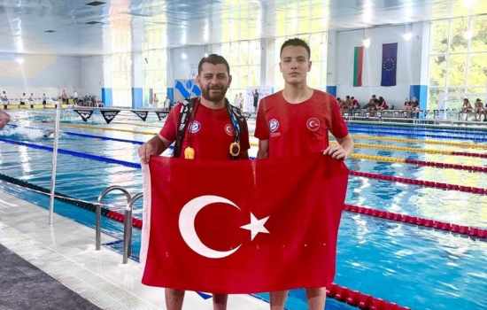 Denizli Büyükşehir Belediyespor Yüzücüleri Altın Madalya İle Döndü!