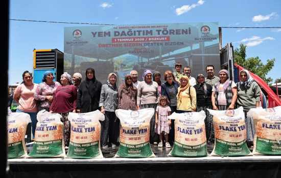 Denizli'de 19 İlçede 32 Bin Çuval Yem, Yetiştiricilerle Bir Araya Geldi