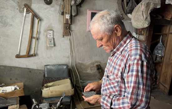 Travertenlerin Etrafındaki Ormanlık Alanda Yangın Çıktı