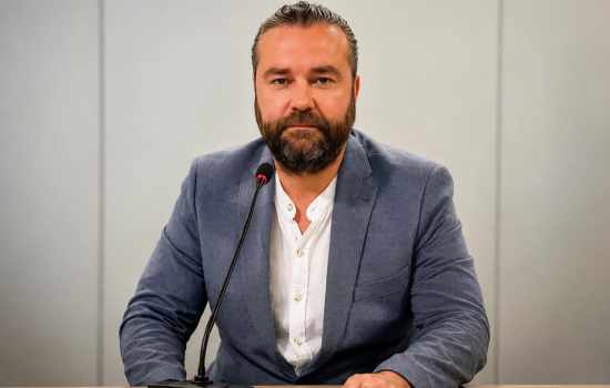 Gazeteciler, Mesleklerinin Geleceği İçin Yeni Bir Yasa Talep Ediyor